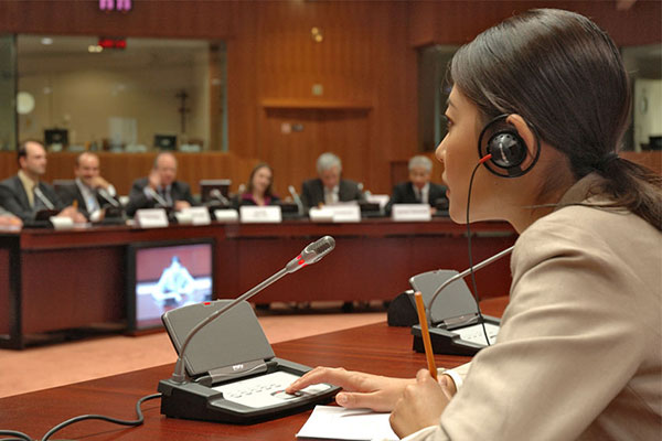 simultaneous-interpreting Chinese Simultaneous Interpreting 1